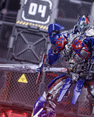 Alien Attack Toys AAT-02 King of Kavaliers " Optimus Prime "