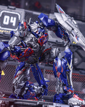 Alien Attack Toys AAT-02 King of Kavaliers "Optimus Prime"