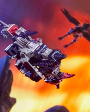 Transformers Legado Unido Universo Cybertron Starscream 6