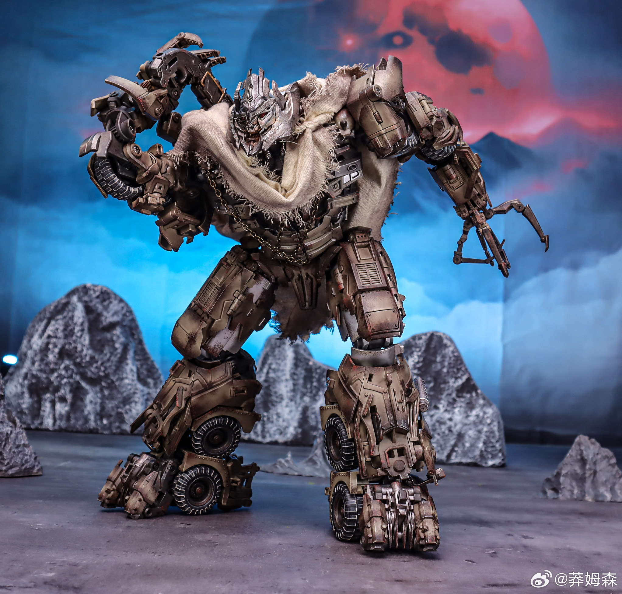 NewAge Movie Series XM-2 Duel "Megatron" Dark of the Moon