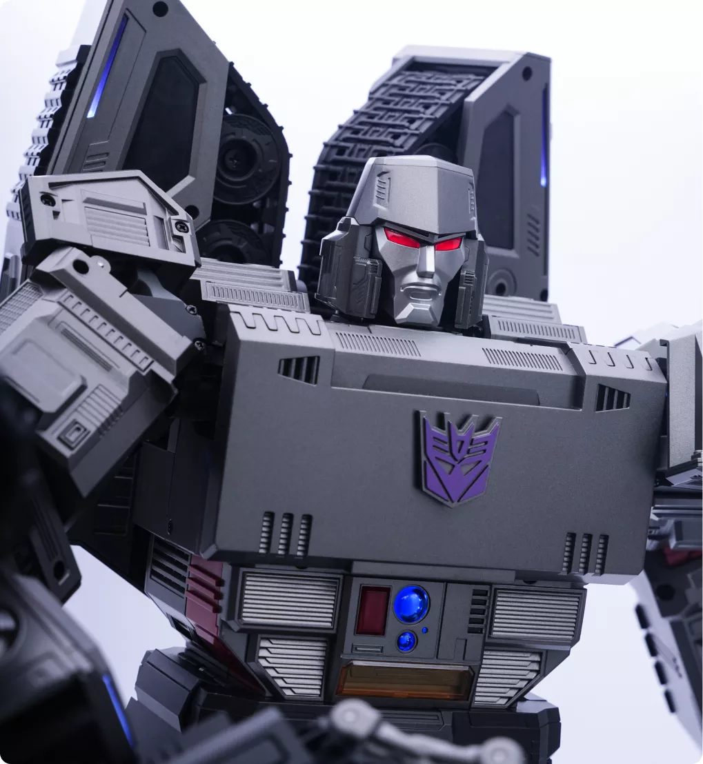 Transformers X Robosen - Megatron - G1 Flaggschiff-Serie